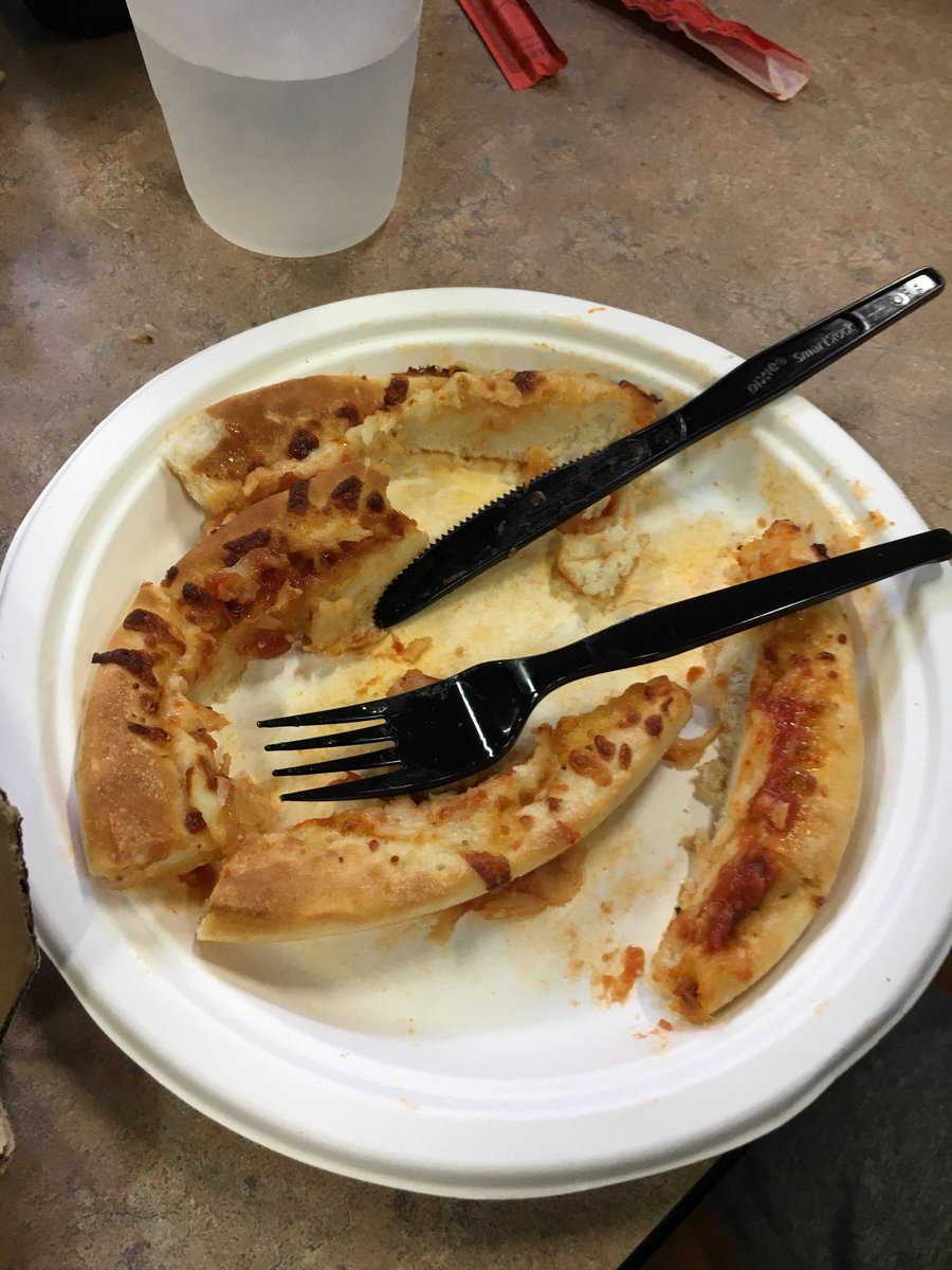 RITFoodWaste's tweet photo. The crust wasn't as tasty.... #wasty at #ImagineRIT https://t.co/fvt0604DxT
