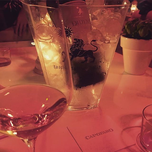 Felicità 🖤
#postidelcuore #siciliabedda #eolie #salina #malvasia #sailing #friends ift.tt/2HyukAu