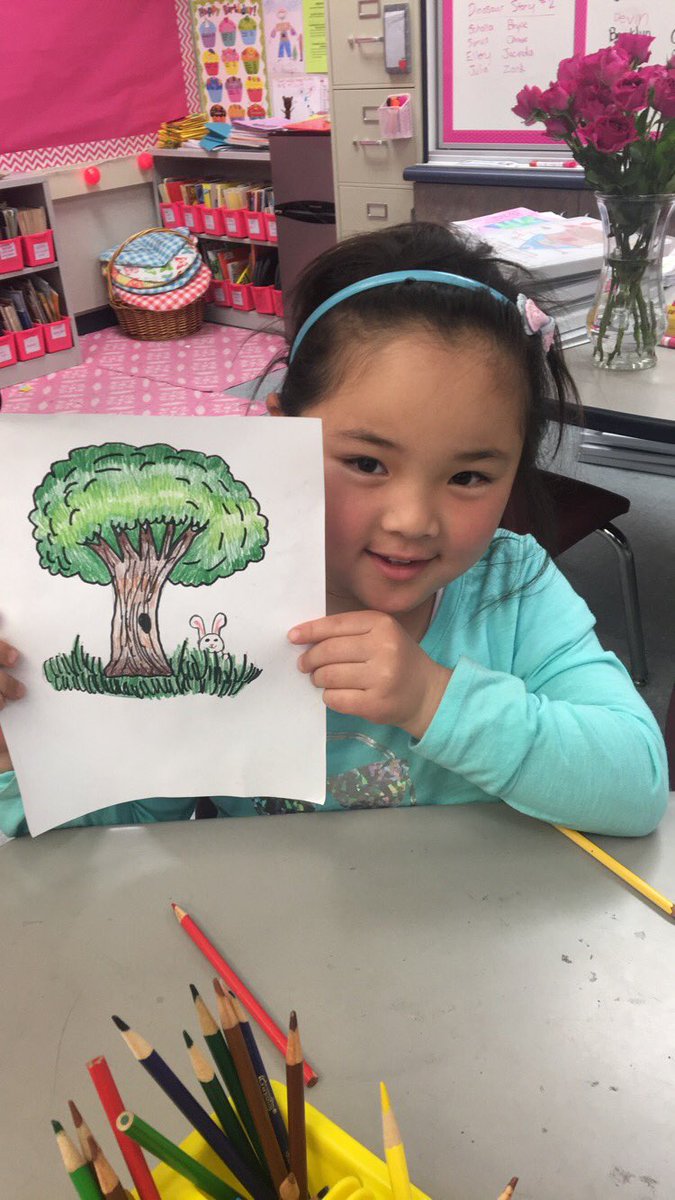MrsScottMonkeys's tweet photo. Taught my kids how to draw a tree for art docent this week! I'm pretty impressed with them! #2ndGrade #RCSDChampions  @rcsdblueoaks https://t.co/byfjbiPs5E