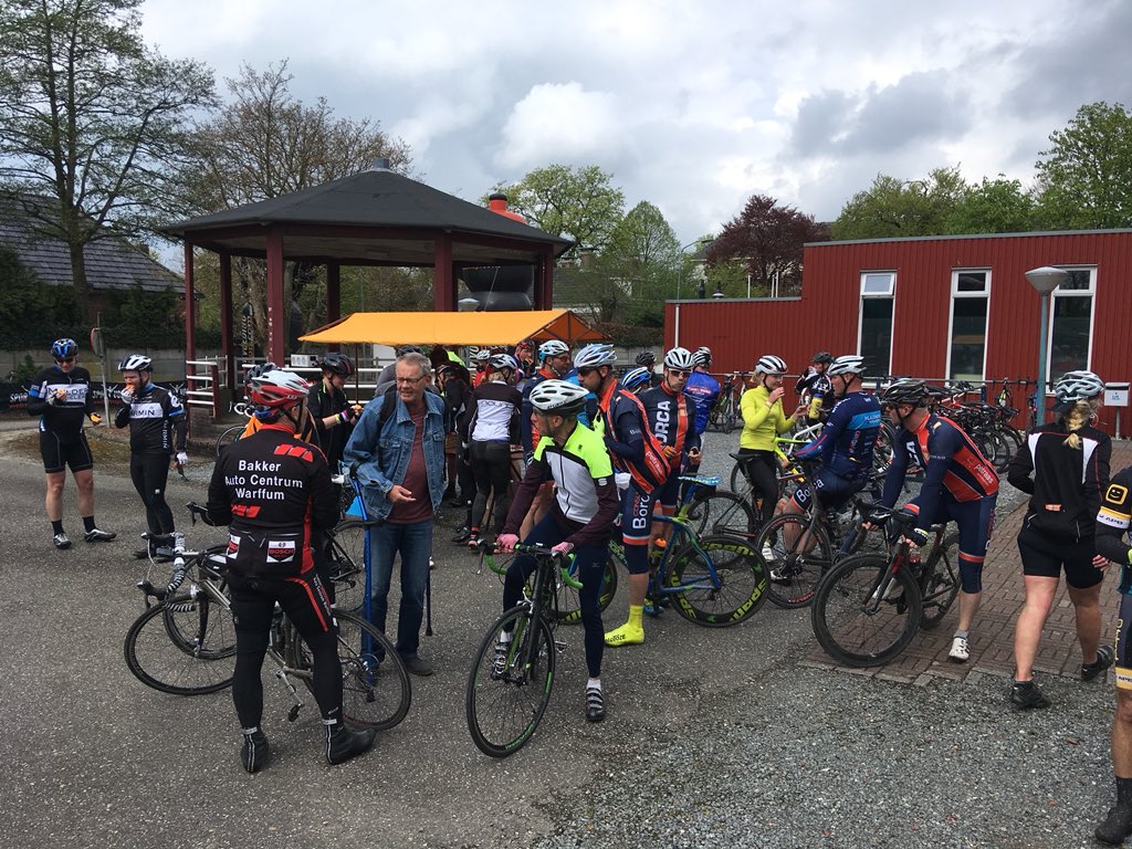 WWierdentocht's tweet photo. 🚴‍♂️🚴‍♀️🚴‍♂️De 32e editie zit erop. Tevreden dat we ruim 700 liefhebbers een mooie fietsdag hebben kunnen bezorgen. 
Helaas kregen we te maken met een ongeval bij Rasquert. Gelukkig zijn de 2 renners weer thuis💪🏻. Op naar 2019 om nog beter te worden👍🏼 #mijntoertocht https://t.co/GgZ0eluLuA