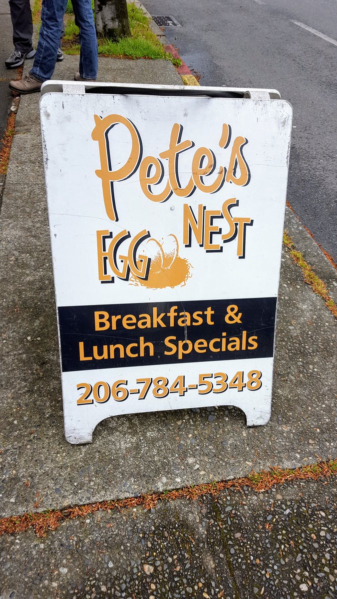 harrijerome's tweet photo. First meal back in Seattle. Tried and true since the #80s. #oldschool #seattlenative #phinney https://t.co/nnqyiHN2mu