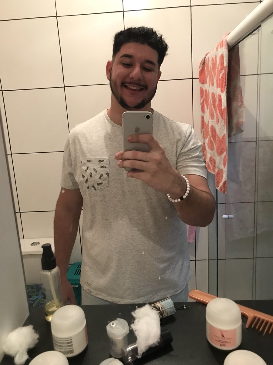 leozinho_bs's tweet photo. 🍍 https://t.co/xV1jMTKULG