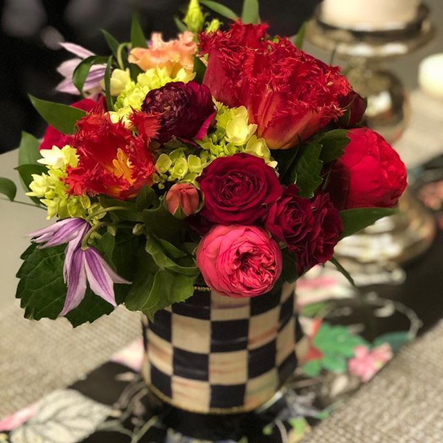 theLauraClare's tweet photo. Preview to one of my favorite weddings this year: my Christian Lacroix lovin’ bride: Adora❤️ and her fabulous sense of style #hortcourture #designerfloral #christianlacroix #designerweddings #whoboken #whotel #hobokenbride #couture #coutureflowers #lauraclaredesign https://t.co/rwPkhW1vsQ