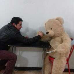 LeoSaavedra2's tweet photo. Con mi amigo Ted https://t.co/1lc4n2cgHS