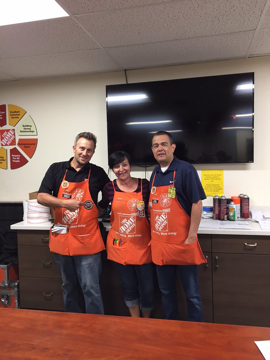THD6665's tweet photo. Enjoying a well deserved breakfast from Denny’s😋 Club 365!!!👷‍♂️👷‍♀️🎯 https://t.co/QmqtQh1bME