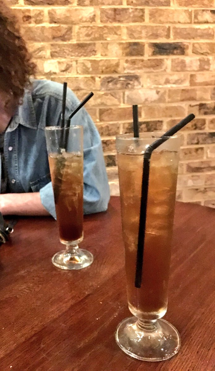milltan0's tweet photo. Hey @BroadStreetBAK you do excellent cocktails but what’s the need for two plastic straws in each one? Go paper or just get rid of them altogether?  🤔🤔🤔🍹 https://t.co/Fj5be74ewS