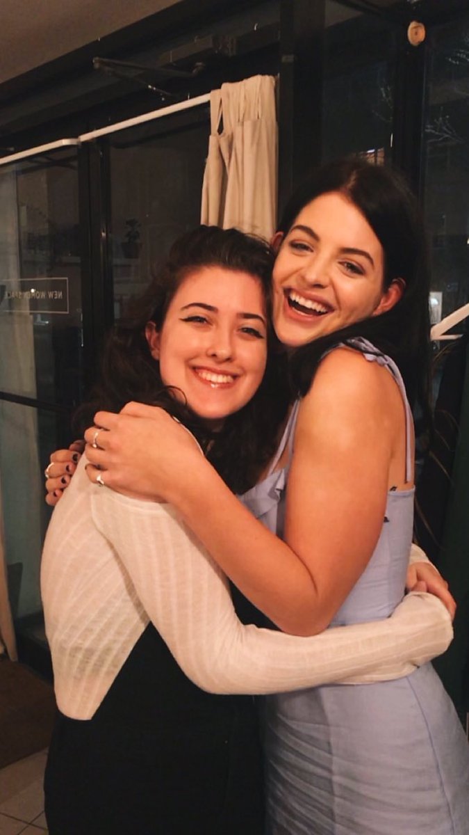 IndyYelichNews's tweet photo. Last night's q&amp;a + book signing snaps 💕⚡ https://t.co/2fDvNvCBJR