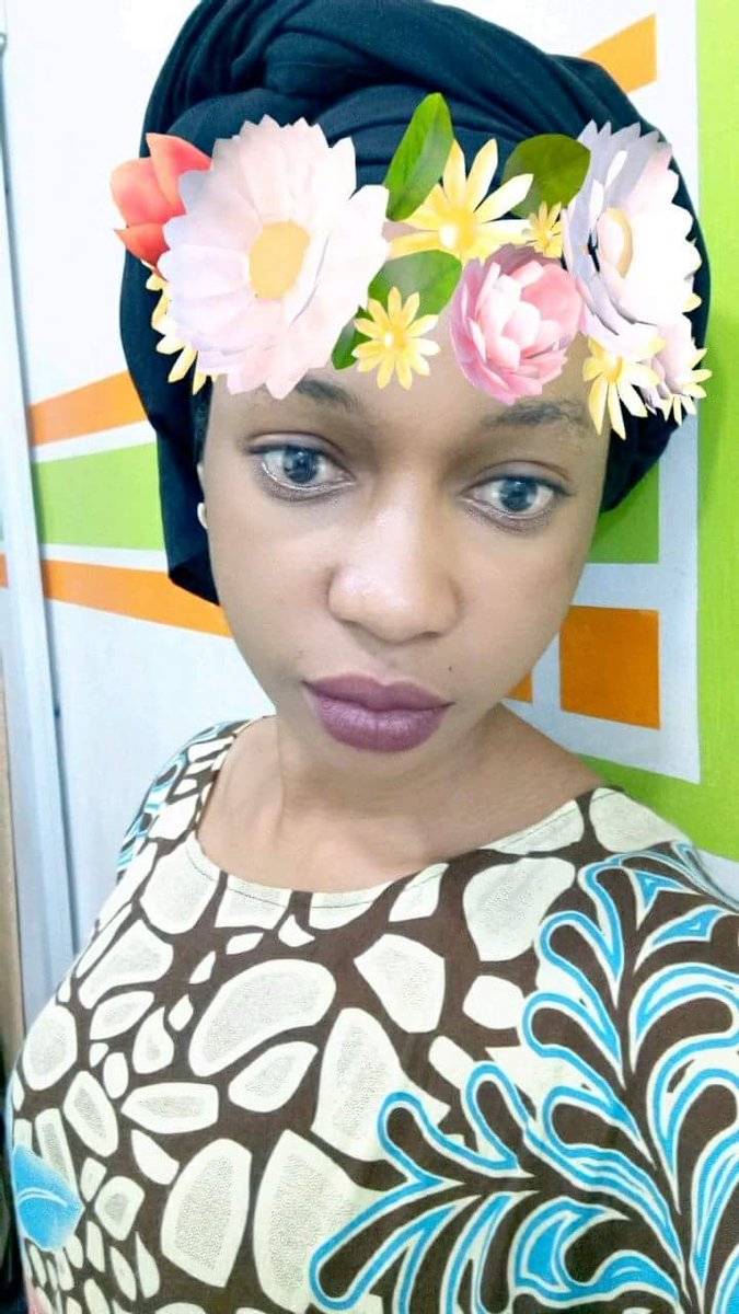 Kafaya00593374's tweet photo. Don't look for someone to complete you, look for someone to love you completely."
#KAFY💞😍😘💋 https://t.co/Moh8w4hQ76