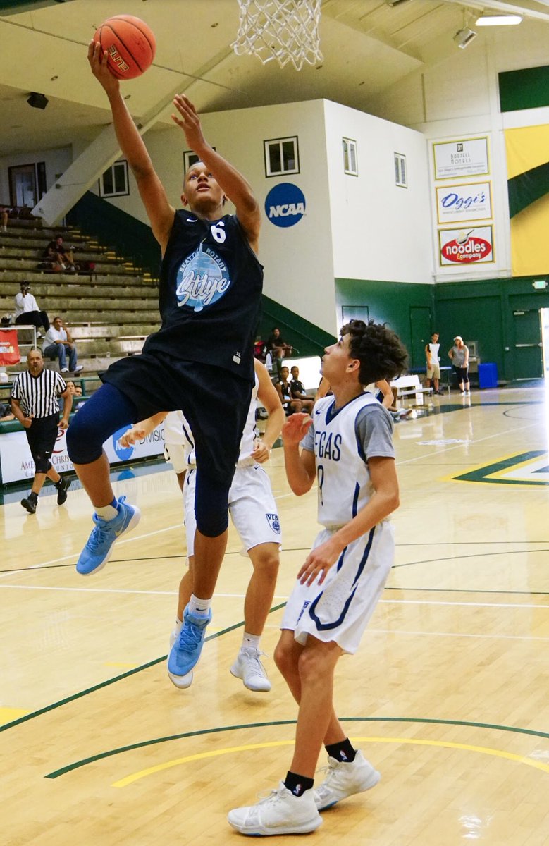 indilocker's tweet photo. 2021 6’8 Paolo Banchero (@Pp_doesit) #IndiWorld2 alumni is looking like he wants to follow in Scottie Barnes footsteps as someone to blow up on the scene.   17u EYBL collecting doubles doubles already. Should open Top 20 in class. https://t.co/fFnkyLD4vJ