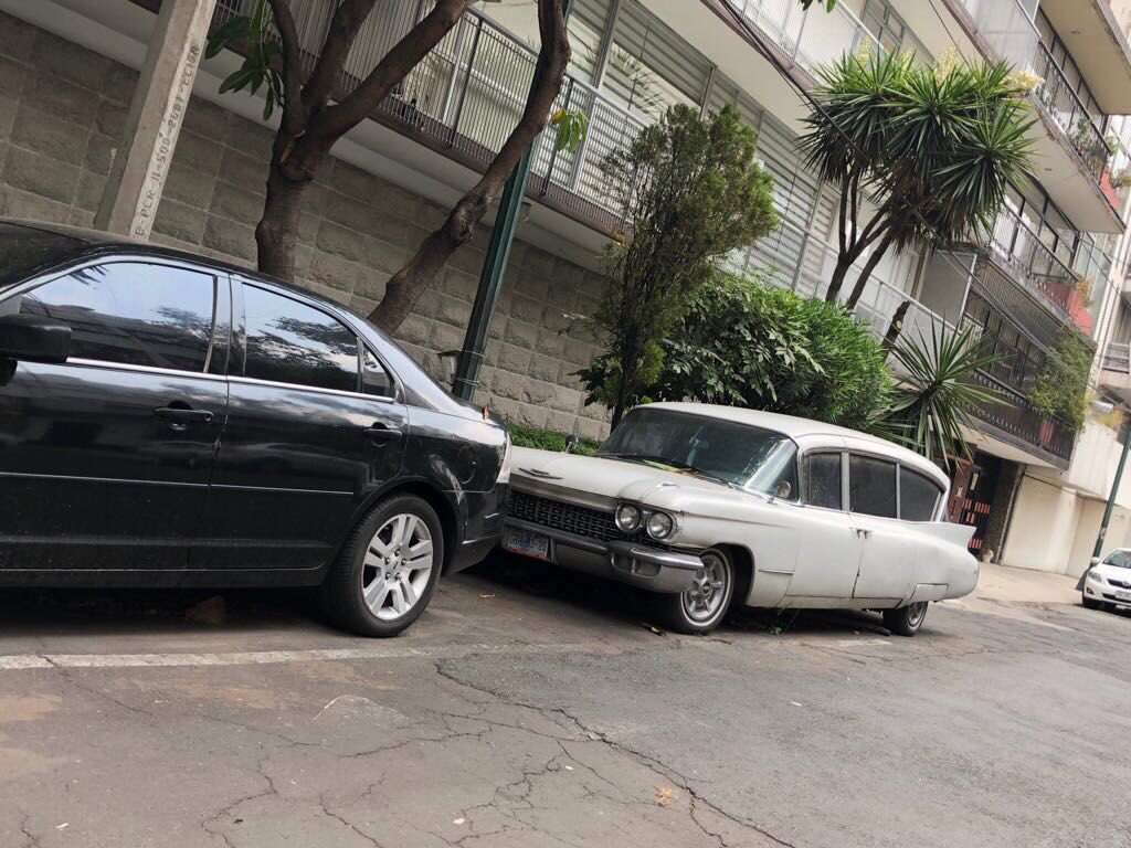 mikecedillo's tweet photo. De esas veces que coincides con los ghostbusters trabajando en las calles de la CDMX.....!!! 😎 https://t.co/1QCTlCVIVN