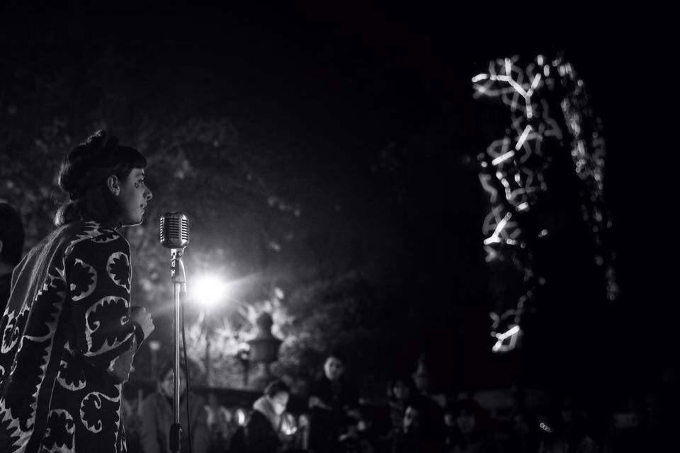 YolloDe_Corazon's tweet photo. Recuerdo de "Cantándole a las nubes", concierto que recaudó fondos para los afectados por los sismos en el Istmo de Tehuantepec

Fotos: Sáshenka Gutiérrez Valerio https://t.co/YrYWPcDSuO