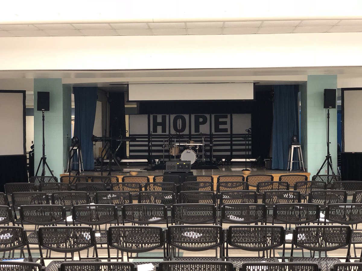 joshhevans1's tweet photo. Lord, please change lives in this place tomorrow! Let those who are bitter at circumstances, people, and past experiences find hope in this place tomorrow. #TrinityOakleaf #LetHopeIn https://t.co/6XI5aJ7xrt