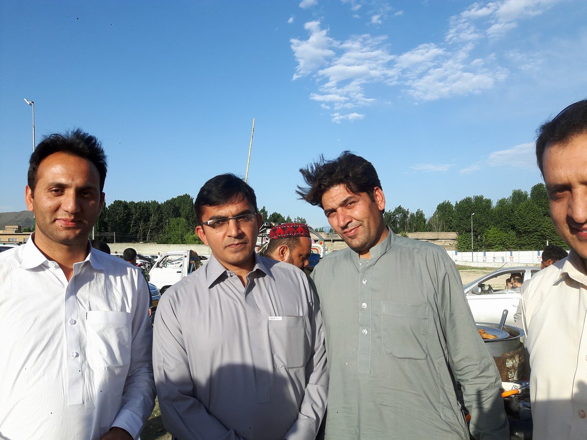 ArshadOtago's tweet photo. The agents of change at #KabalGround; knocking every door to stand up for your rights, breaking silence over state atrocities, and transforming the Pashtun society. More power to you guys
@HashiMandokhail
@mjdawar
#PashtunLongMarch2Swat https://t.co/TxBwkOGIAh