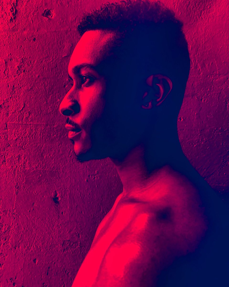 sethlondonnyc's tweet photo. Today at work #menswear #mensfashion #masculine
#malemodel
#style #malemodels
#malemodelsofcolor
#fashion #modelagency
#malebeauty #malestyle #streetstyle
#blackmodel #blackmodels
#modeldevelopment #runwaywalk
#nycprimeshot #guyswithstyle https://t.co/d6QIkfPu4i