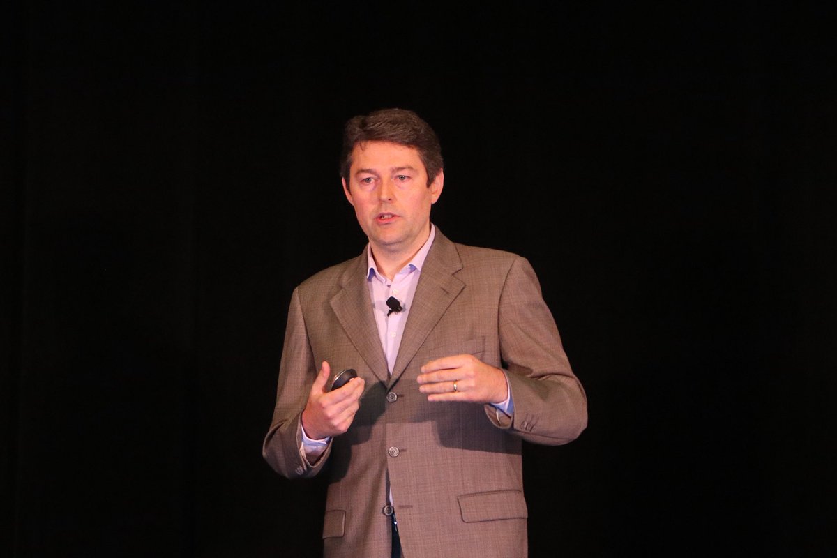 saeedamenfx's tweet image. consider using other sampling than chronological in markets - Marcos Lopez de Prado #quantcon