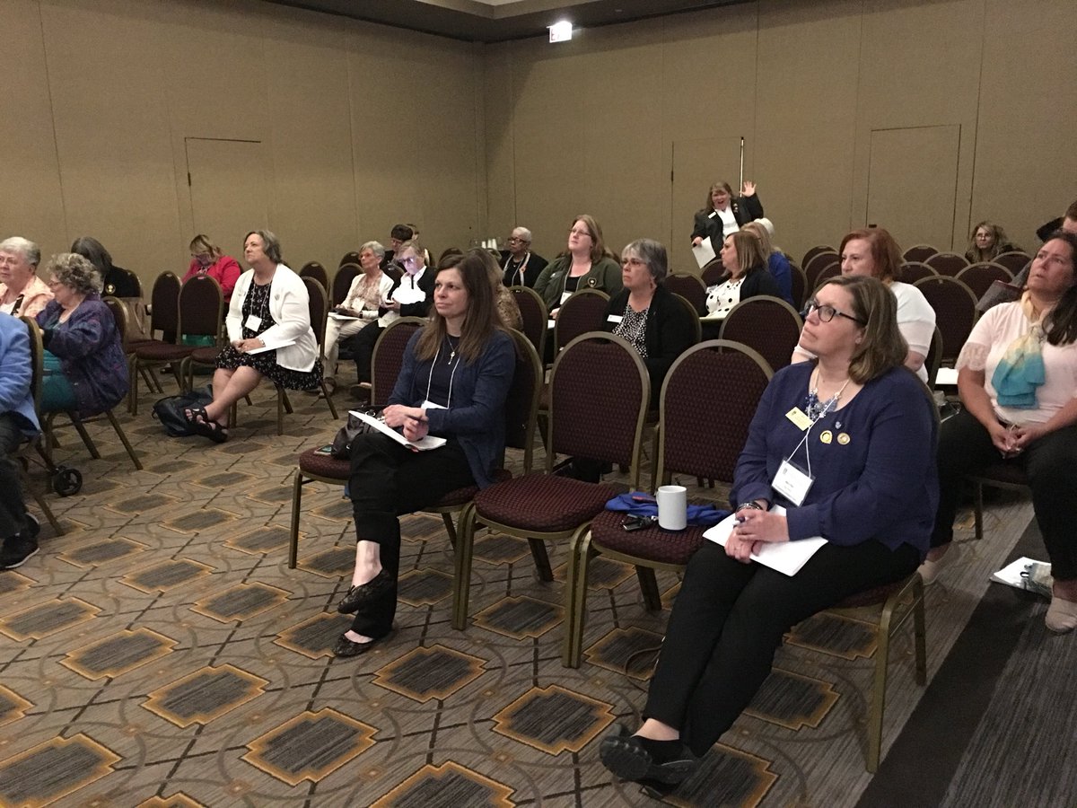 SoroptimistCSC's tweet photo. Posting on social media while doing a social media presentation. #MidwestConference2018 #Soroptimist #CreateAMovement https://t.co/H2DOUaXlxq