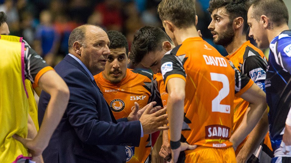 Despues de acabar la fase regular de 1 División @LNFS89, quería destacar los números de <a href="/patooo14/">José Lucas Mena</a> en <a href="/RiberaNavarraFS/">ATP Iluminación Ribera Navarra FS</a> en sus 6 Años:
- 5 Años en Playoff
- 4 Años en Copa España
- 2 Semifinales Copa Rey
Renovándose cada año, cambiando jugadores, trabajo y más trabajo

Felicidades!