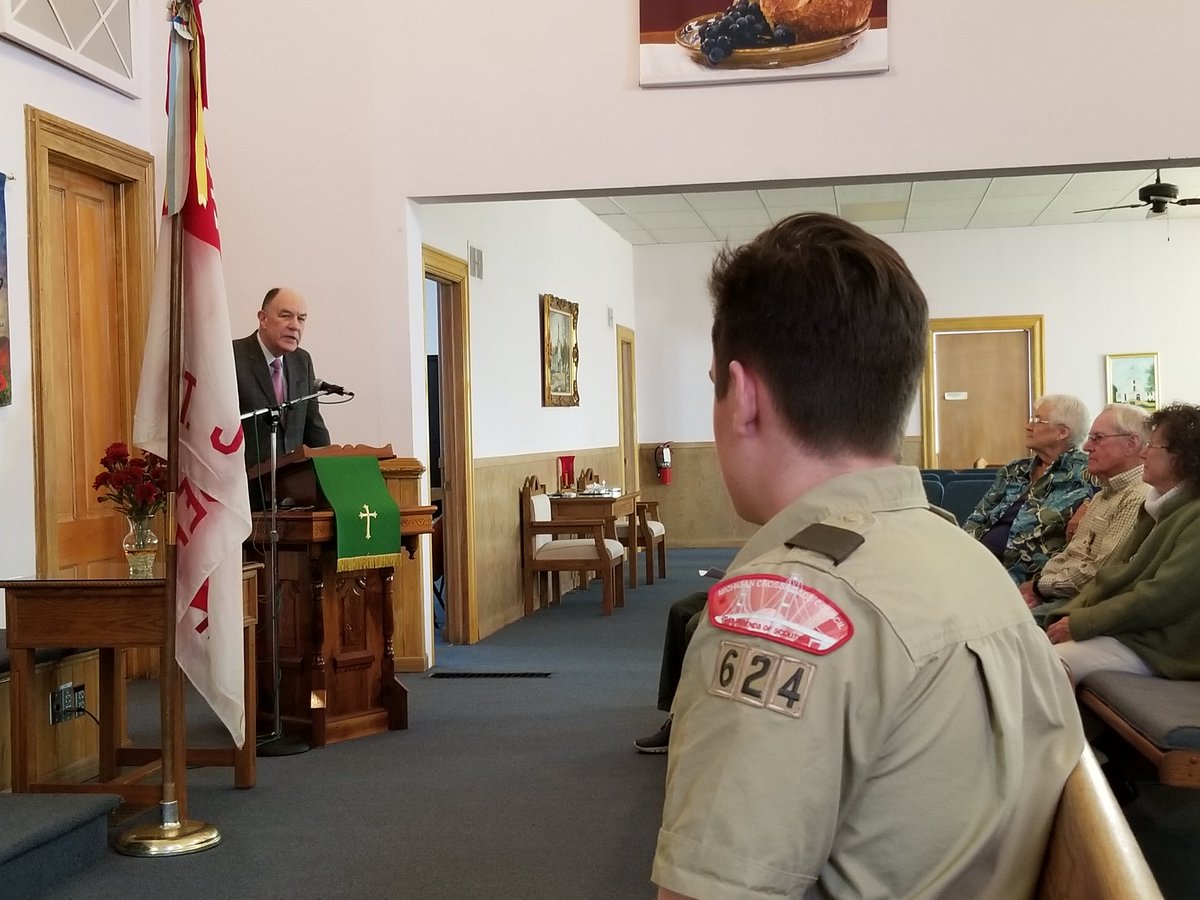 JohnMProos's tweet photo. Only 5% of Boy Scouts earn of the rank of #EagleScout, & today Chris Symonds of Dowagiac joined their ranks. Congratulations & job well done! #SWMIService https://t.co/0f0wW2Vhrg