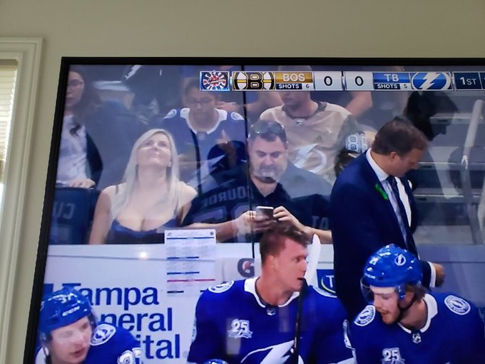 I told ya I would be on TV 🏒 #GoBolts https://t.co/YfvyQIboUI