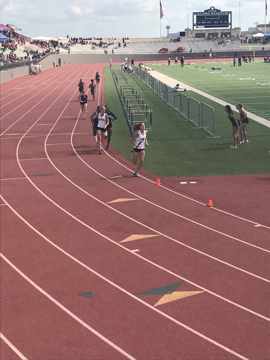 ChampionSoccer's tweet photo. Girls 4x400 1st place at Regionals! #wearechampion @AshlynFulgham @laynebolli @reese_burkey https://t.co/YuPBHVDn3g