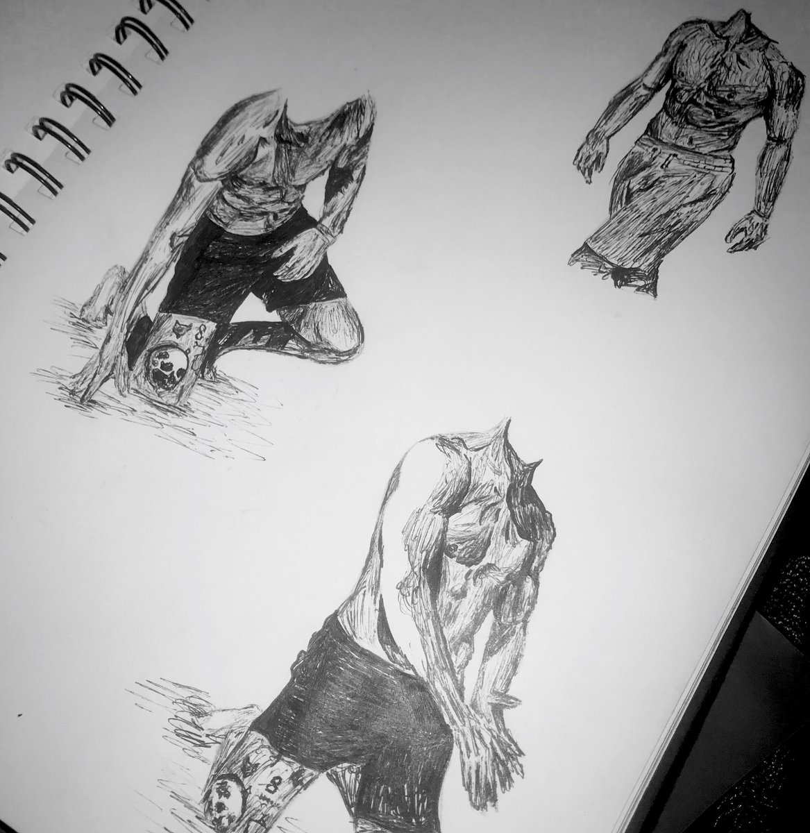 iluminatedolan's tweet photo. some quick pen studies 
@EthanDolan @GraysonDolan https://t.co/5f0nL6UMPh