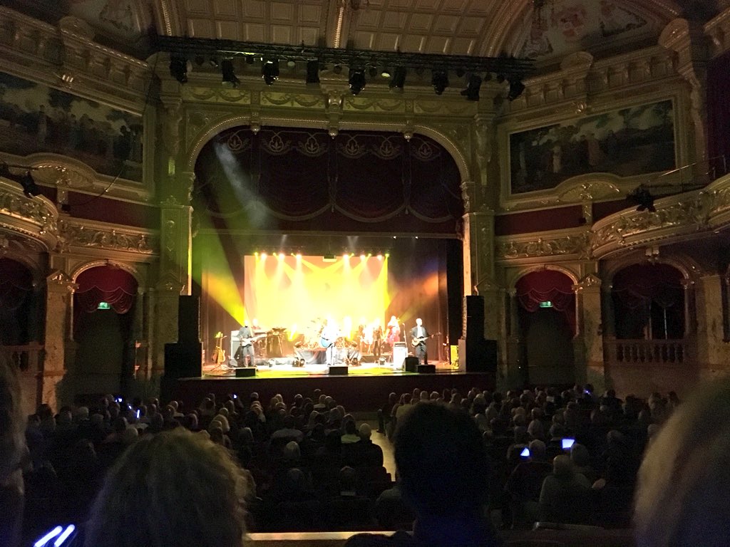 rosetintedlass's tweet photo. Fantastic night out #EloExperience #RoyalHall #Harrogate https://t.co/5oONmEfdQR