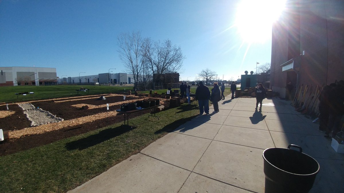 bio_otoole's tweet photo. More from this awesome day; a day where so many people experienced and learned how to care for mother Earth 🌎 #MortonPride https://t.co/52WvzxmP7b
