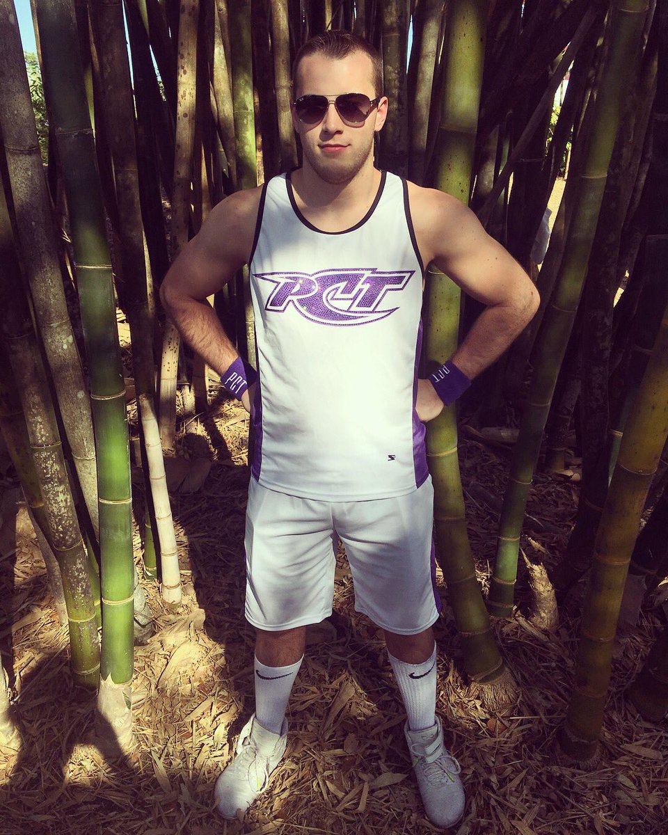 FullSwag Apparel tweet media