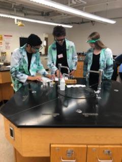 WHSAPZim's tweet photo. Mrs. Geerlings' THS students competing at the UMD Chemathon. https://t.co/qtlTfC0NLY