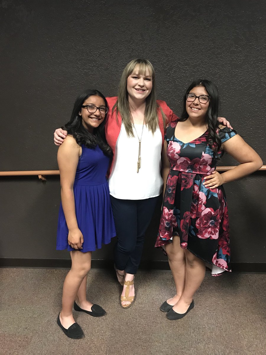 RPena_FISD's tweet photo. It’s easy to love teaching when you have amazing students like Darlene and Arlette. I’m proud of my girls’ accomplishments and know they will continue to flourish as writers. Congrats to Darlene Silva for earning 1st Runner Up for the #DTWTChallenge #BrilliantGEMS #SoarWithPride https://t.co/JlJ9BVm5Q0
