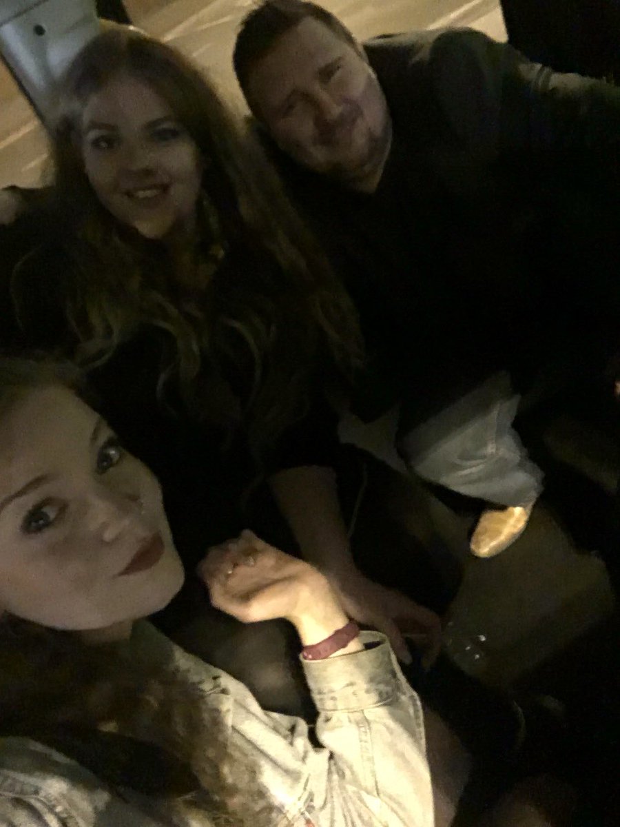 Emmas888's tweet photo. @McrCabHireLtd #manchester best taxi ever #newcab #blackcab #birdcrap #covered https://t.co/7hpP8KafKR