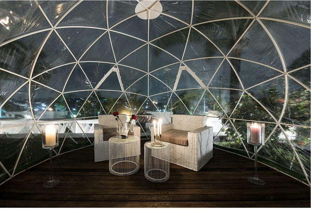 BantouTrotteur's tweet photo. En parcourant mon IG j'ai découvert cette adresse hôtelière qu'est #LaVillaDesLys situé à #Yaounde Hypodrome. Luxe et modernité en harmonie avec son Lounge bar-Resto au bord de piscine ouvert au public. Cc @Dreamer_Agency @Cloomify 
Instagram : Villadeslys237 https://t.co/o3SdoicvAj