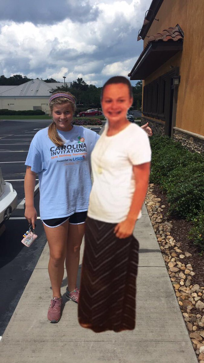 adubs1212's tweet photo. HBD HUNTY 💙💙 you’re my favorite teacher ever!! Thanks for being my bestie and keep balling out there 🐸☕️ #softballqueen #sippingtea24/7 #missclapham #5thgrade https://t.co/GG0g9enXo5