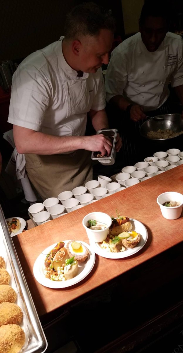 southpawmegan's tweet photo. So excited my friend @CountryAccent just WON @COCHON555 here in Banff with chef JW Foster from @FairmontSprings. https://t.co/MsuRmW703o