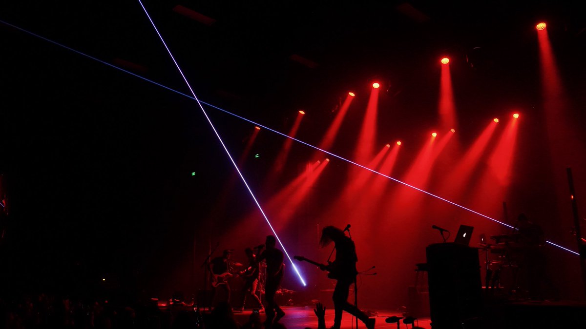 jeremycamp's tweet photo. TN!  Speechless!  @realwomenofjoy #theanswertour https://t.co/VcZCPwyu55