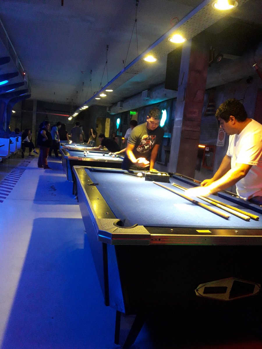 La noche es joveeeen 🎶🎶🎶