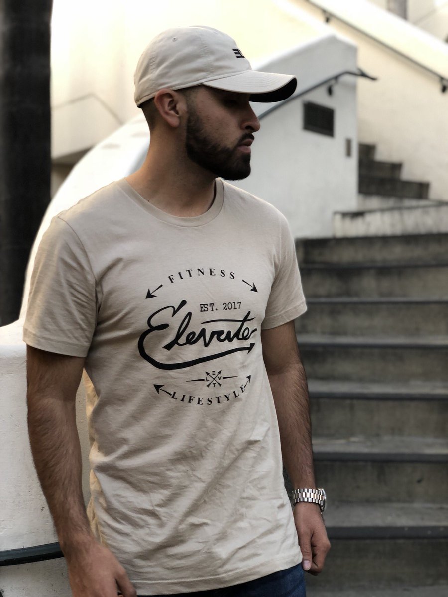 _ElevateApparel's tweet photo. Be fearless.
Have a vision.
Believe in yourself.
Always hustle.
Stay focused.
Get out there.
Get motivated.
Get inspired.

SHOP NOW! ONLY AT

https://t.co/S8BWjHNJvZ

#ELEVATE #ELVT https://t.co/H2avvHDEaf