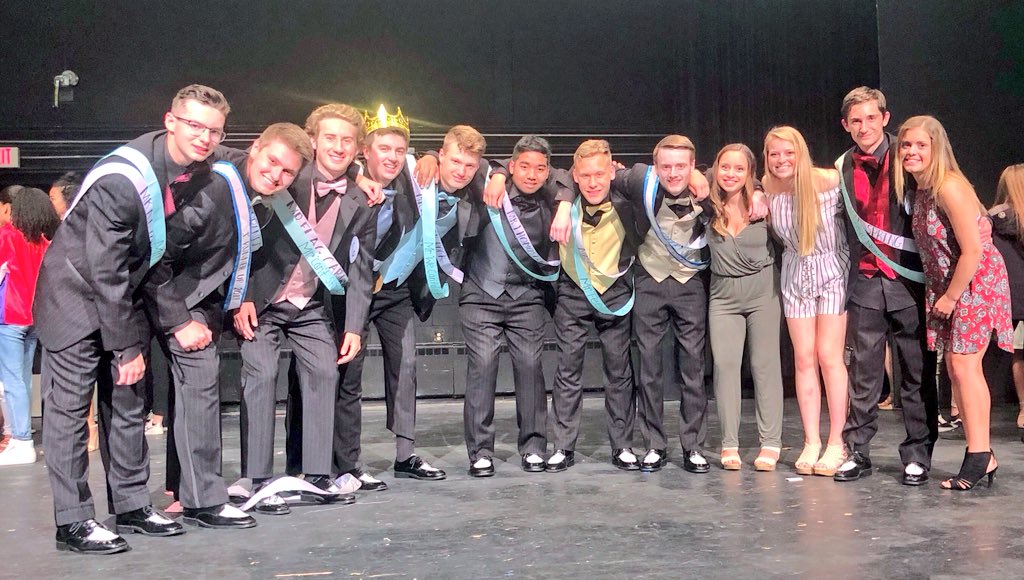 BCHSmagistra's tweet photo. Congratulations 🎉🎈🎊 to Nick Osuch, Mr BCHS, MMXVIII!  The boys, Chloe, Maddy, and Sierra put on a fabulous show and raised tons of money for the BBGC and the CT Leukemia &amp; Lymphoma Society. Well done!  @BCHSprincipal #bchscares #mrbchs2018 #bchsinteract #bristolrotary https://t.co/eJqnmZb85Q