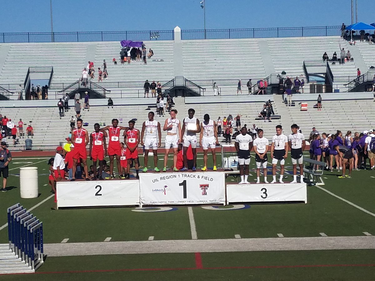 mhhstrack's tweet photo. Boys 4x4 1st in Region! Unbelievable race. Anchor @nikeflow_81 with 47.8 split!! Headed to state. https://t.co/DAuxok3jha
