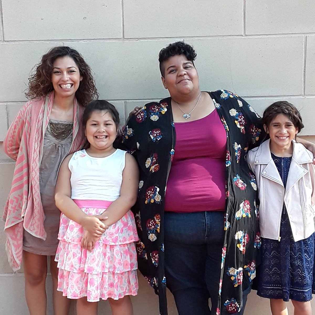 esilvapo's tweet photo. @Pink they are excited for their first concert. https://t.co/dJk4IBgbMb