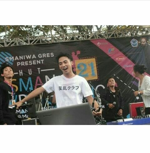 Puncak acara harlah dimeriahkan oleh DJ RAHARDIAN