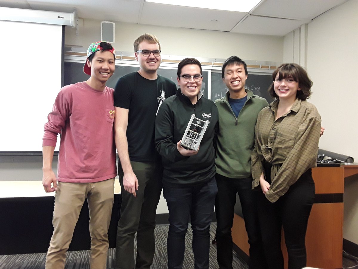 SpaceICE_'s tweet photo. The #SpaceICE #CubeSat team! https://t.co/hQ4VOFamix