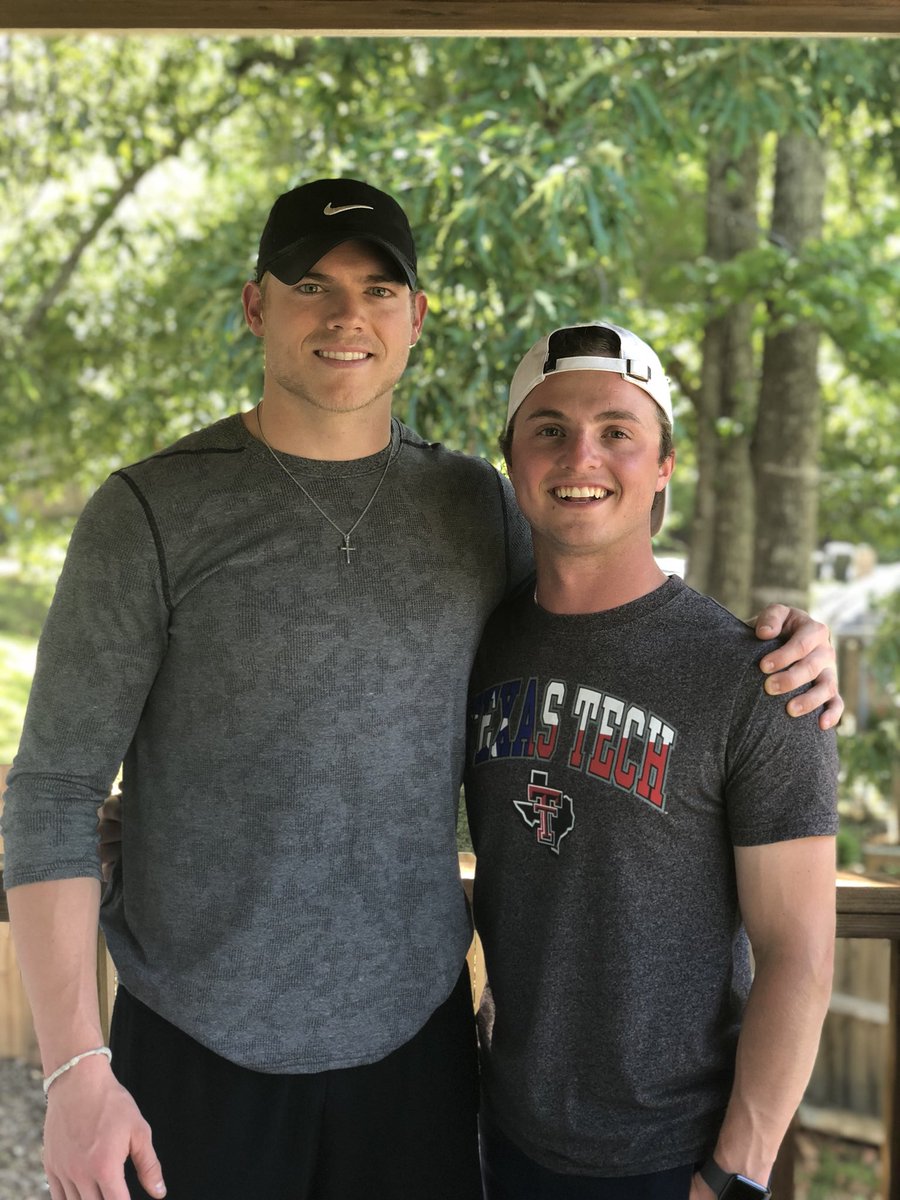 hunterstainback's tweet photo. What an experience to see your best friend go to the NFL. Glad I could be there to see it all. Can’t be anymore happier for you @dylancantrell14 #Chargers https://t.co/m1KKa3QIUu