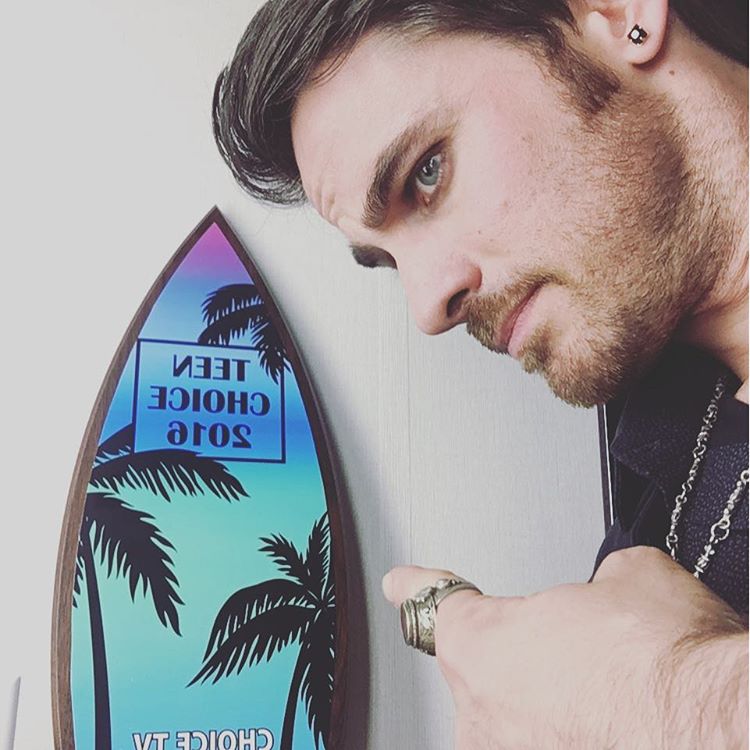 's tweet image. When Jen still remembers the surfboards you and yours friends sent to Jen and Colin a few years ago. My heart!!!