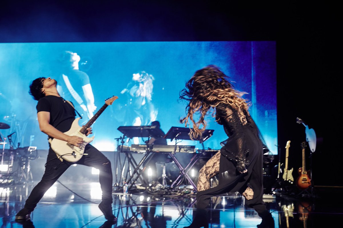 Camila_Cabello's tweet photo. TORONTO THANKS FOR BEING SO IN IT WITH ME LAST NIGHT, I LOVE STARING AT YOUR FACES SINGING THE WORDS TO THE SONGS AND IMAGINING IN WHAT WAYS THEY CONNECT WITH YOU I LOVE YOU https://t.co/SZCZBiK0Bx