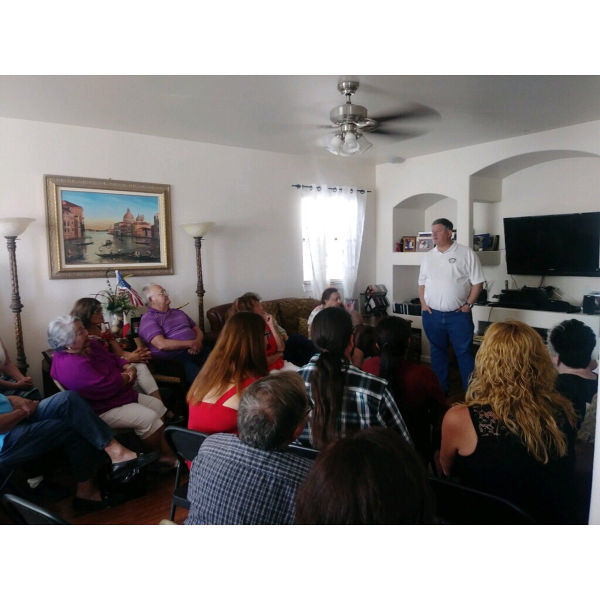 James_Oscarson's tweet photo. Thank you to the Filipino-American Association for throwing this fantastic meet and greet! https://t.co/uiMjO3s98g