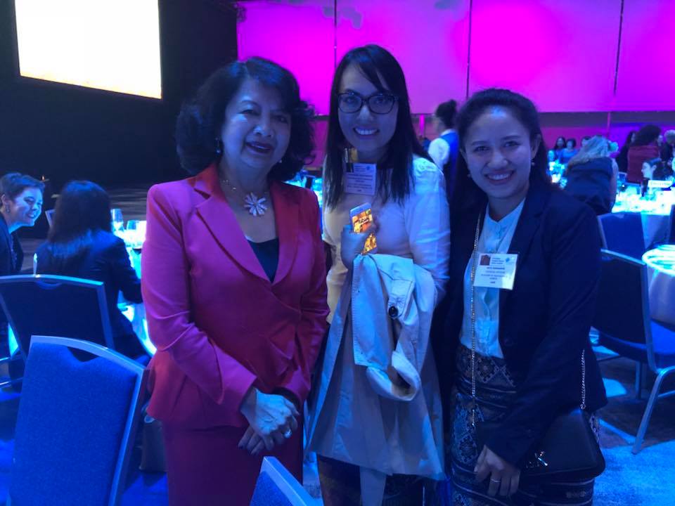 GCFlinders's tweet photo. Vietnamese & Laos @AustraliaAwards scholars & alumni attending this globally significant women's economic empowerment event are debriefing about their participation. So many lessons learned about creating economies of shared value. So many new links #GSWSyd #Aus4Skills #LAI https://t.co/h6zN3MMHtK