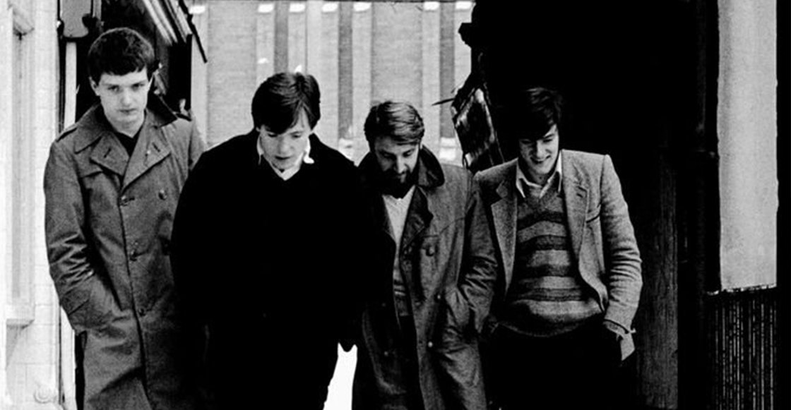 sopitas's tweet photo. Un día como hoy, de hace 38 años, se filmó el video “Love Will Tear Us Apart” de Joy Division https://t.co/334zJnPHD5 https://t.co/YkbJ811FwJ