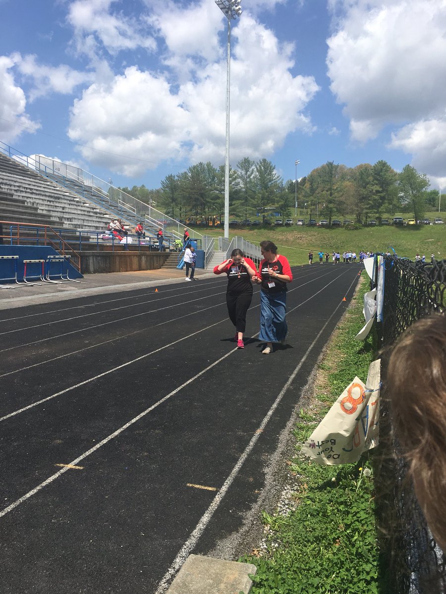 vpetty71's tweet photo. RCS families come out to support their althletes yesterday. So proud of each one of our amazing athletes! #RCSchool #Specialolympics2018 #shinelikegold #blessed https://t.co/bQceuXQNwg