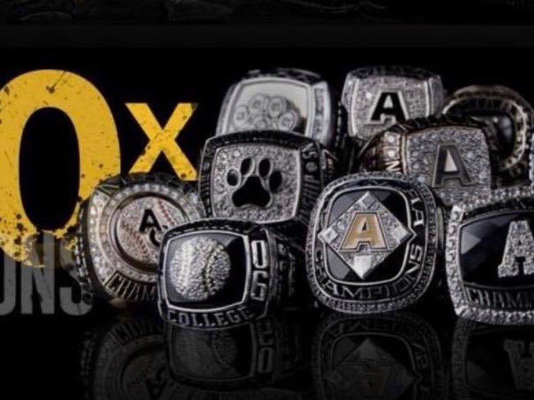 S/O to @AdrianBaseball on clinching their 🖐🏼🖐🏼 straight conf. 🏆 I know this is just appetizer of the 4 coarse meal... These 🐶 are hungry !! #andstill... #justgettingstarted #Bulldogstrong #championbloodline #breedingchampions #didsomebodysay10x #moreworktodo